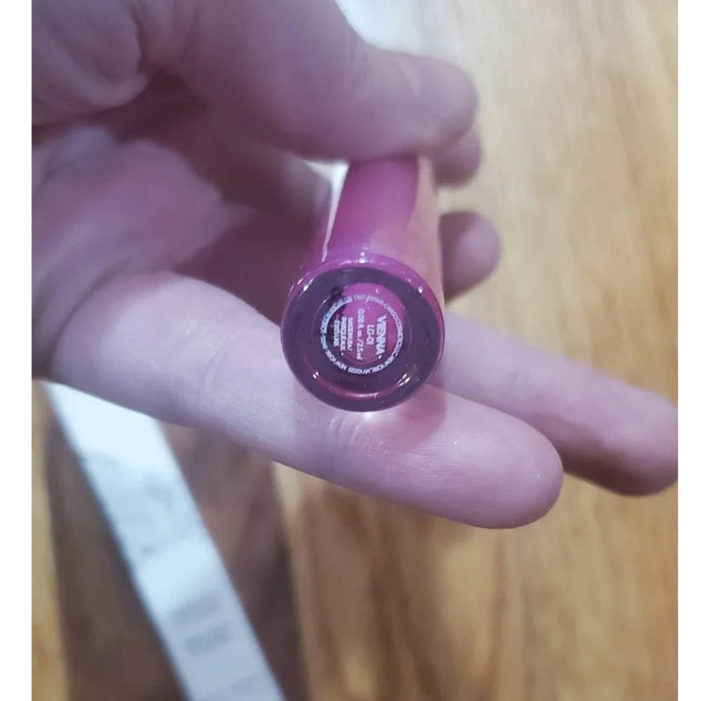New in box! Cargo Essential Lip Gloss Vienna ~ Full Size